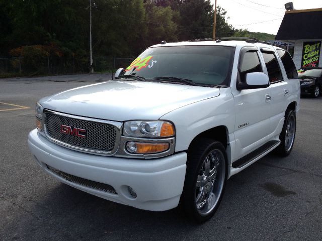 2005 GMC Yukon Base