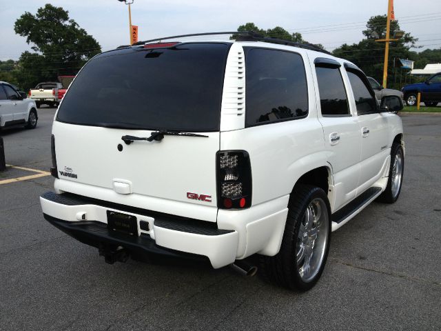 2005 GMC Yukon Base