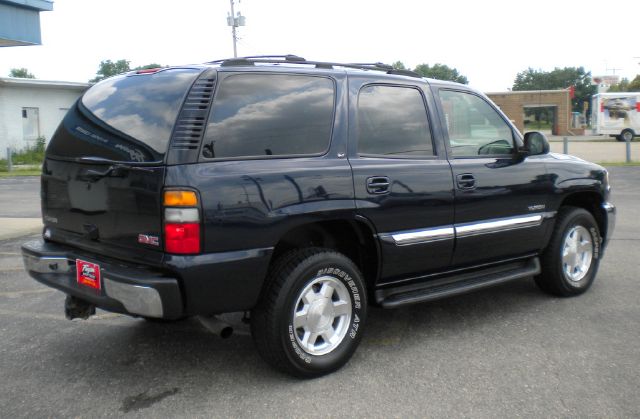 2005 GMC Yukon Wagon SE