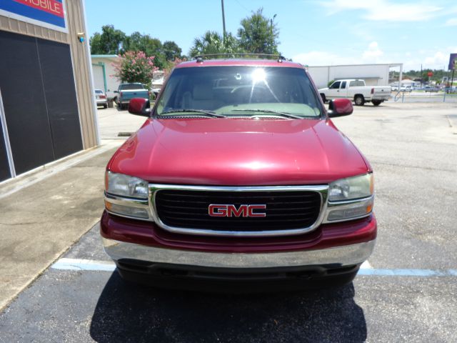 2005 GMC Yukon Wagon SE