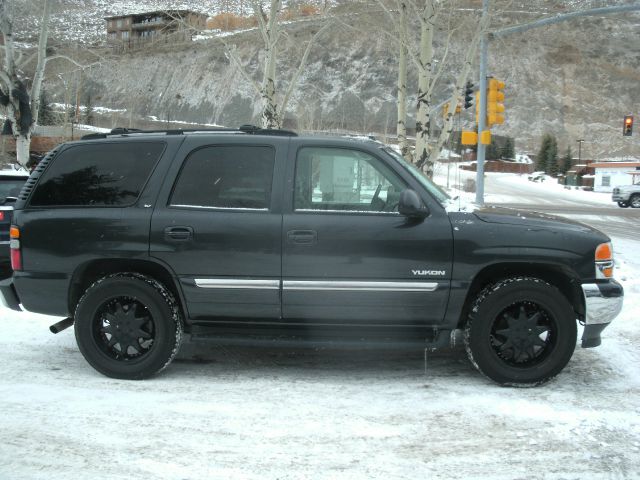 2005 GMC Yukon Ram 3500 Diesel 2-WD