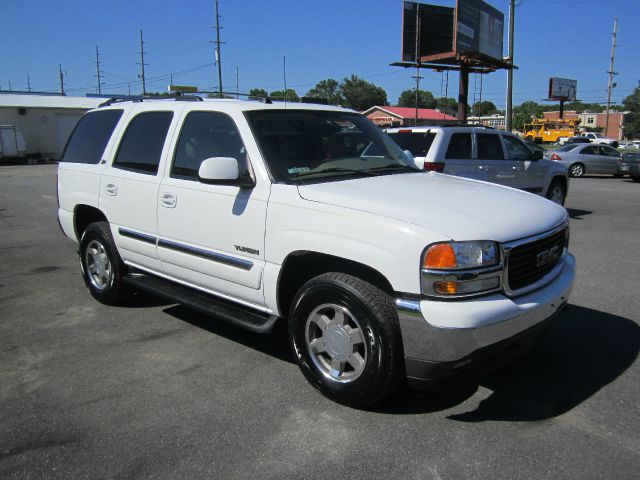 2005 GMC Yukon Ram 3500 Diesel 2-WD