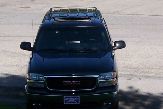 2005 GMC Yukon Ram 3500 Diesel 2-WD