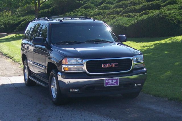 2005 GMC Yukon Ram 3500 Diesel 2-WD