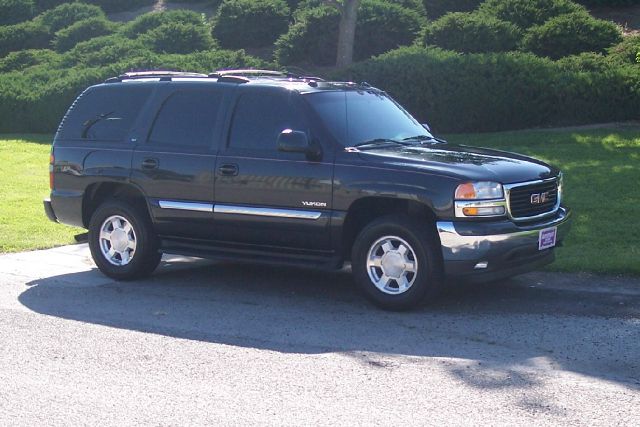 2005 GMC Yukon Ram 3500 Diesel 2-WD