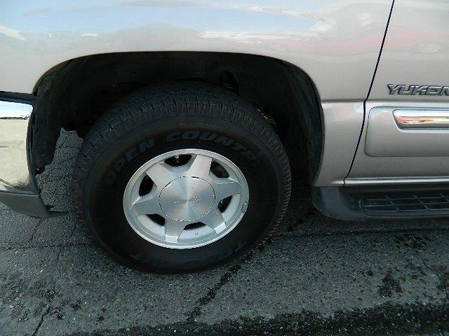 2005 GMC Yukon 1.8T Quattro (awd)