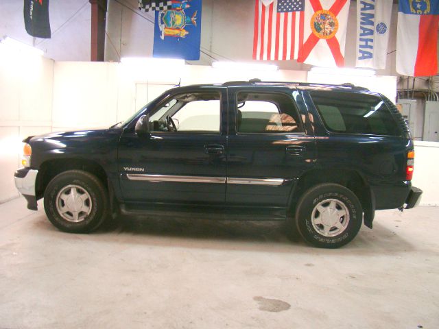 2005 GMC Yukon Ram 3500 Diesel 2-WD