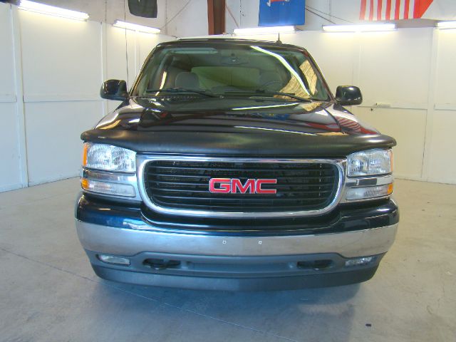 2005 GMC Yukon Ram 3500 Diesel 2-WD