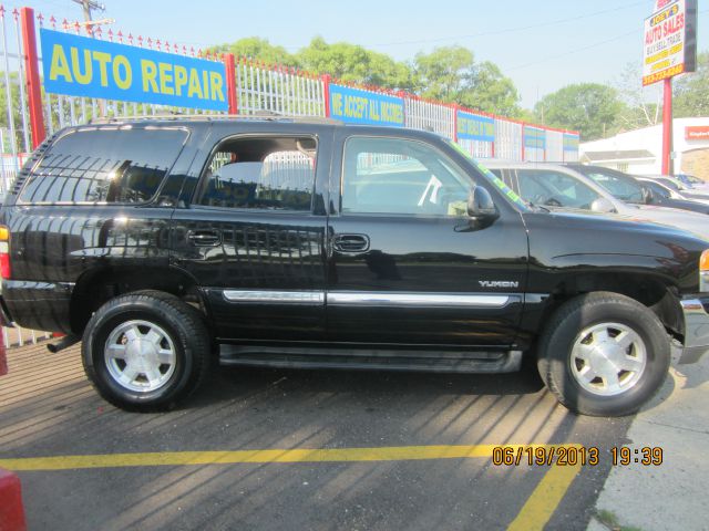 2005 GMC Yukon Ram 3500 Diesel 2-WD