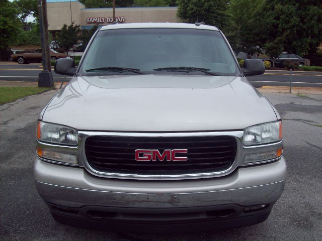 2005 GMC Yukon Ram 3500 Diesel 2-WD