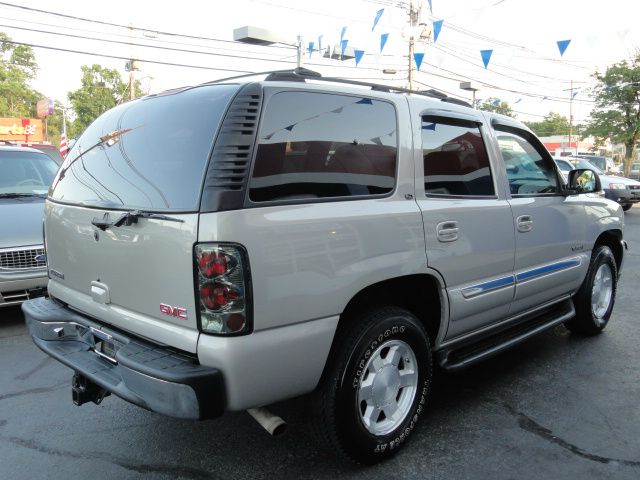 2005 GMC Yukon 4X4- SR5- Double Cab