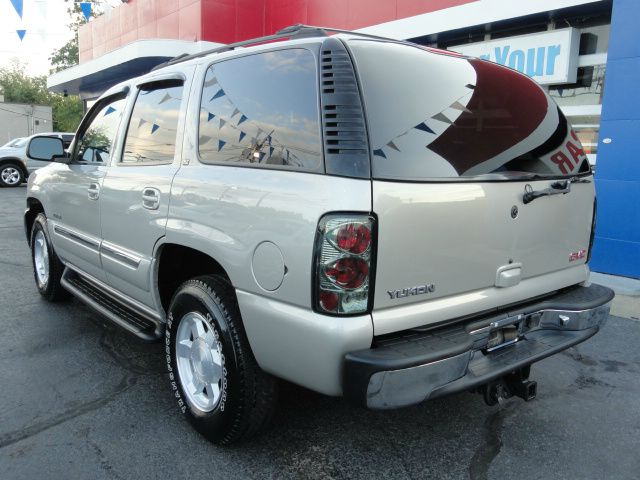 2005 GMC Yukon 4X4- SR5- Double Cab