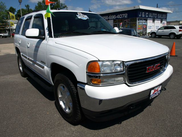 2005 GMC Yukon Ram 3500 Diesel 2-WD