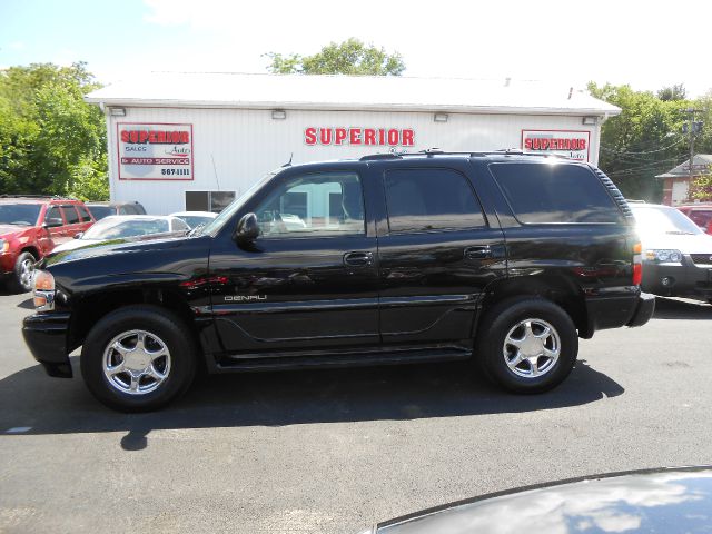 2005 GMC Yukon EX Sedan 4D