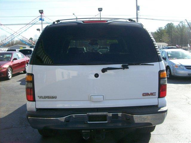 2005 GMC Yukon SLT