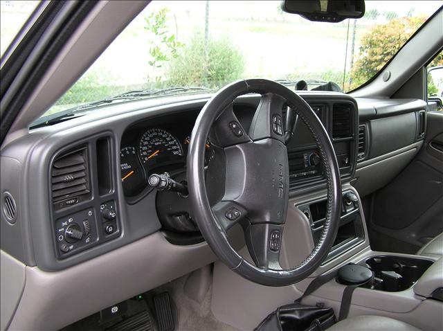 2005 GMC Yukon SLT