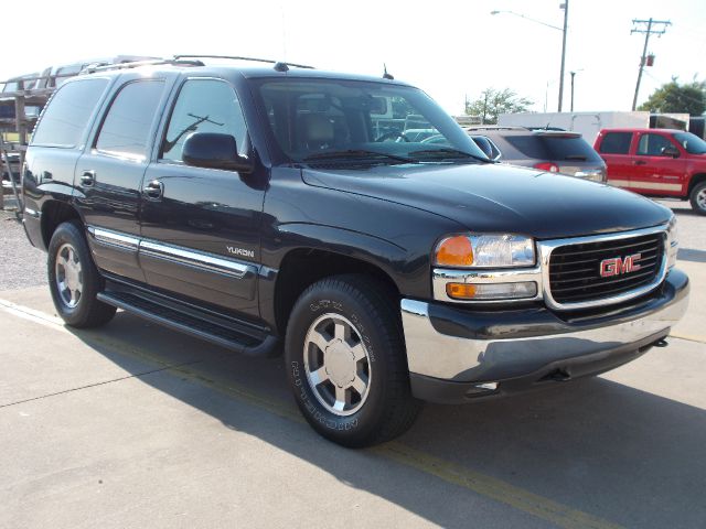 2005 GMC Yukon Ram 3500 Diesel 2-WD