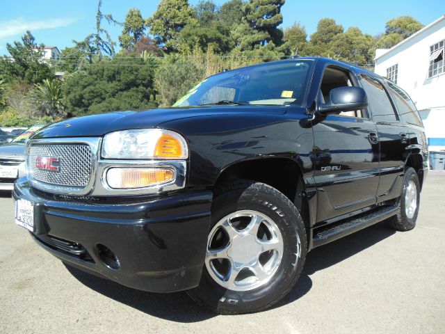 2005 GMC Yukon EX Sedan 4D