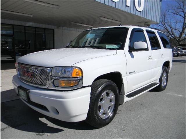 2005 GMC Yukon C300 Sport