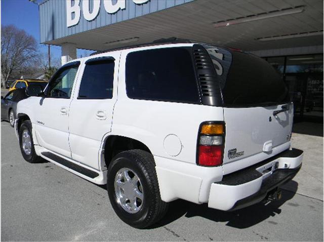 2005 GMC Yukon C300 Sport