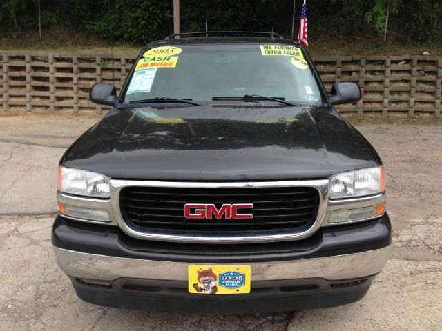 2005 GMC Yukon T6 AWD Leather Moonroof Navigation