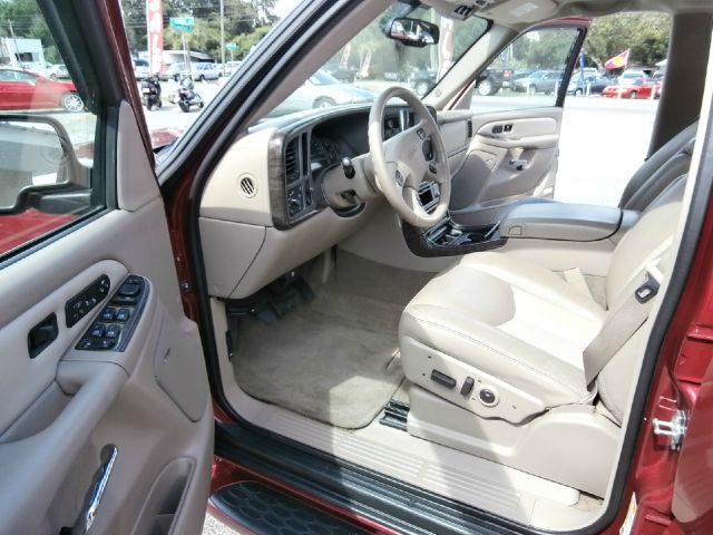 2006 GMC Yukon EX - DUAL Power Doors