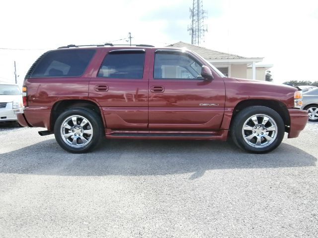 2006 GMC Yukon EX - DUAL Power Doors