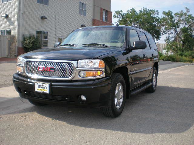 2006 GMC Yukon EX - DUAL Power Doors