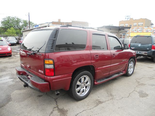 2006 GMC Yukon EX - DUAL Power Doors