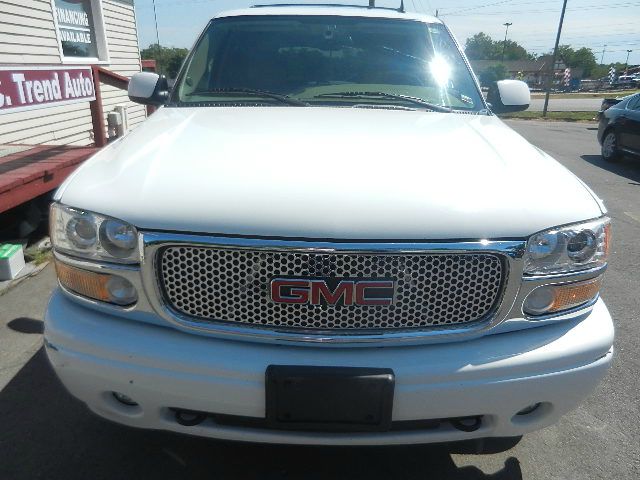 2006 GMC Yukon EX - DUAL Power Doors