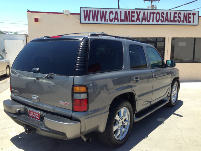 2006 GMC Yukon EX - DUAL Power Doors