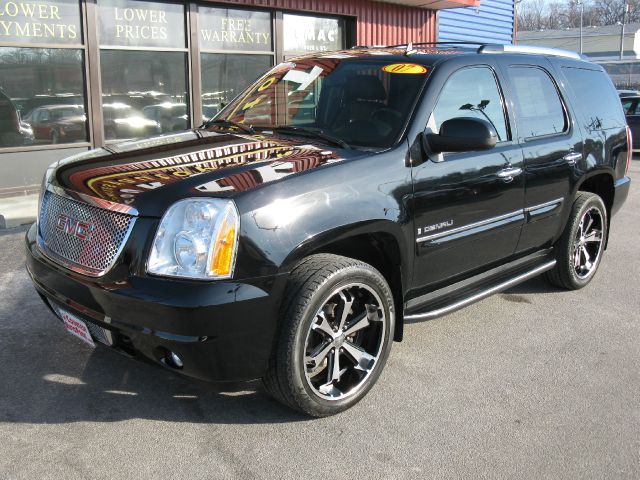 2007 GMC Yukon EX - DUAL Power Doors