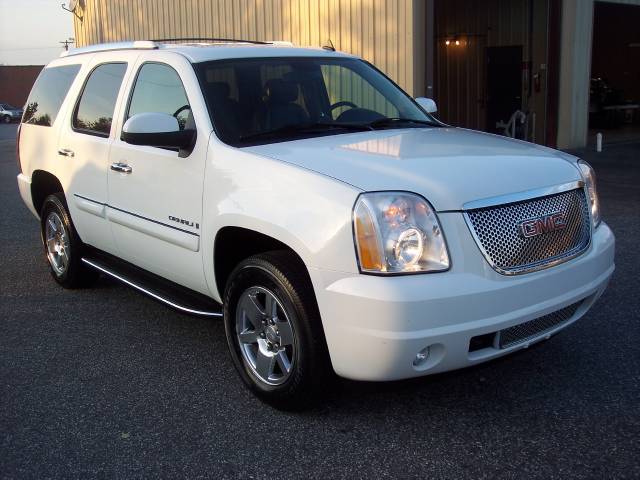 2007 GMC Yukon E23