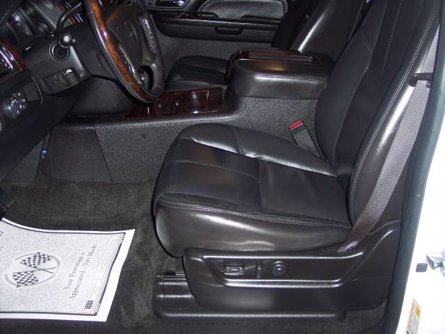 2007 GMC Yukon E23