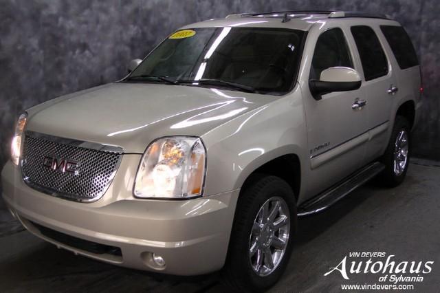 2007 GMC Yukon EX Sedan 4D