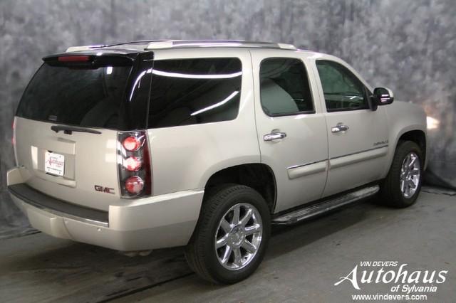 2007 GMC Yukon EX Sedan 4D