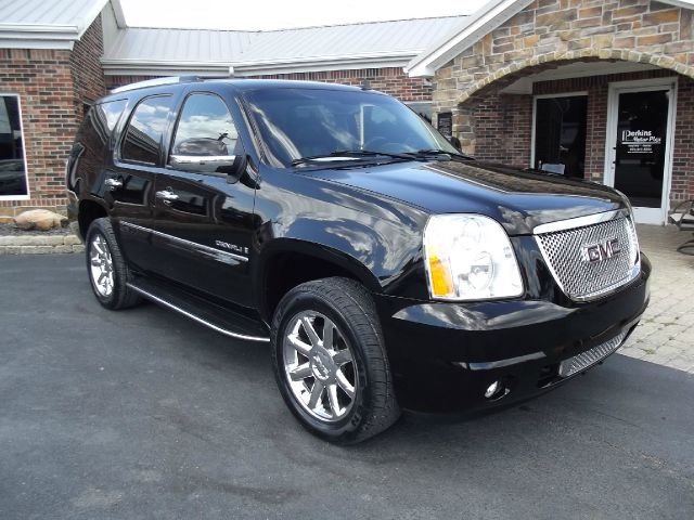 2007 GMC Yukon 4dr Sdn LS Manual