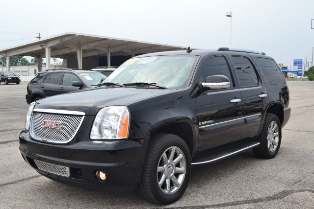 2007 GMC Yukon EX - DUAL Power Doors