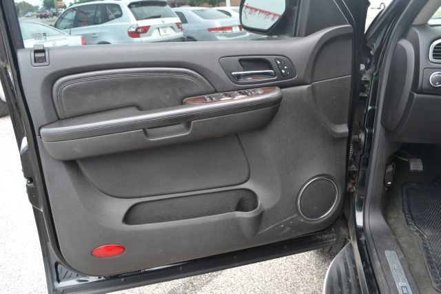 2007 GMC Yukon EX - DUAL Power Doors