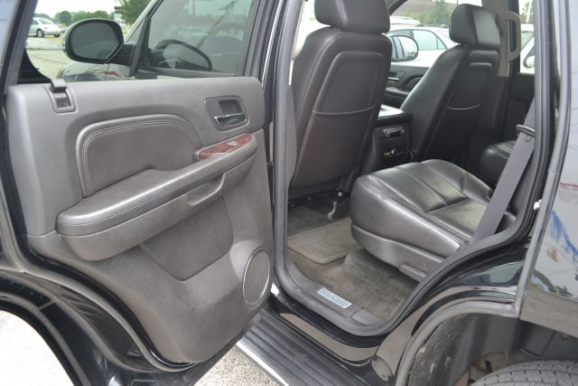 2007 GMC Yukon EX - DUAL Power Doors