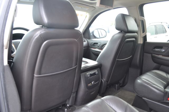 2007 GMC Yukon EX - DUAL Power Doors