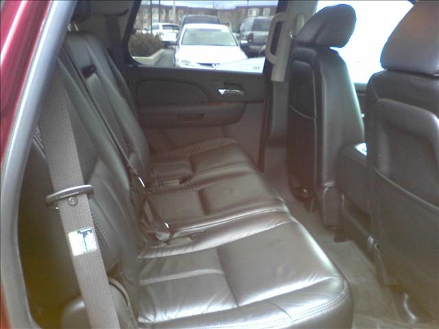 2007 GMC Yukon 4DR WGN I4 LX