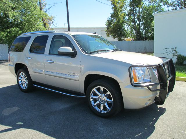 2007 GMC Yukon EX - DUAL Power Doors