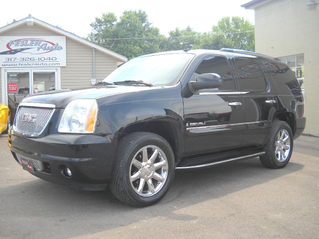 2007 GMC Yukon EX - DUAL Power Doors