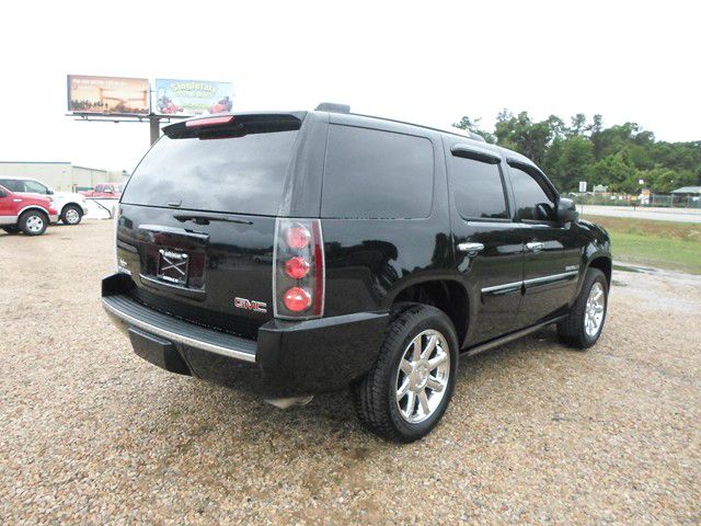 2007 GMC Yukon EX - DUAL Power Doors