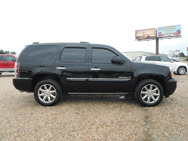 2007 GMC Yukon EX - DUAL Power Doors