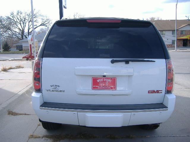 2007 GMC Yukon EX Sedan 4D