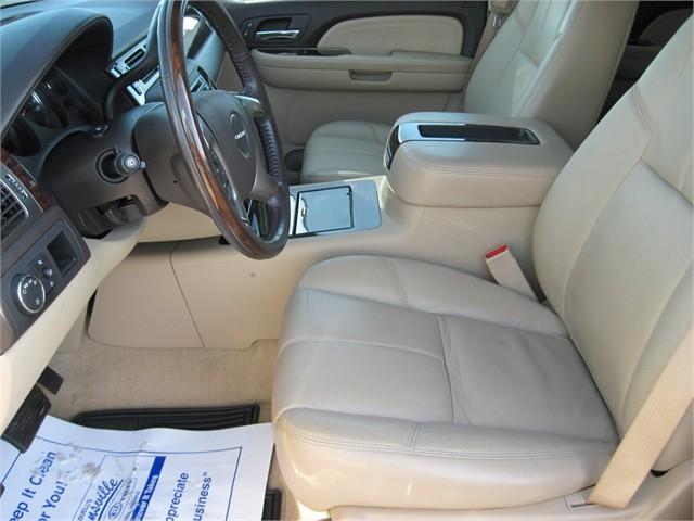 2007 GMC Yukon EX Sedan 4D