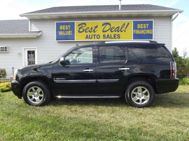 2007 GMC Yukon LS Regular Cab Short Bed 2WD