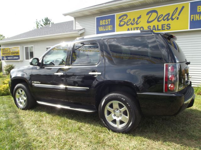 2007 GMC Yukon LS Regular Cab Short Bed 2WD